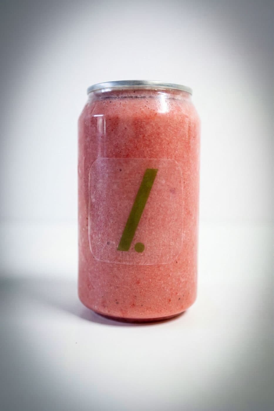 Pink Paradise smoothie od jagode, maline i kokosovog mleka